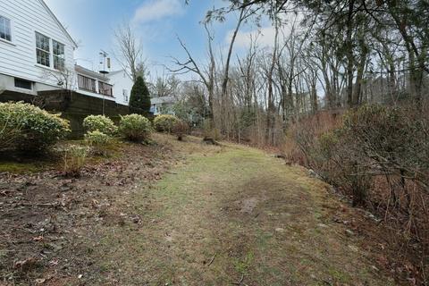 41 Perry Dr, Needham, MA 02492 photo 18