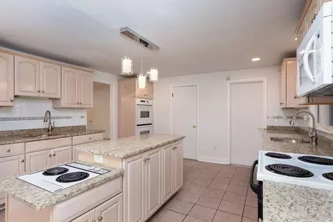 36 Intervale Rd, Worcester, MA 01602 photo 8