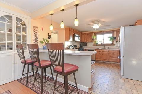 46 Wakefield St, Reading, MA 01867 photo 18