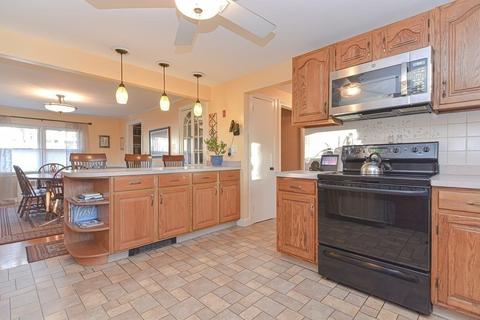 46 Wakefield St, Reading, MA 01867 photo 15
