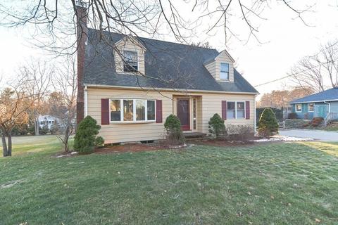46 Wakefield St, Reading, MA 01867 photo 3