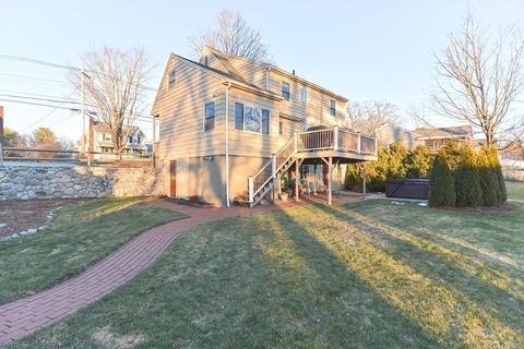 46 Wakefield St, Reading, MA 01867 photo 8