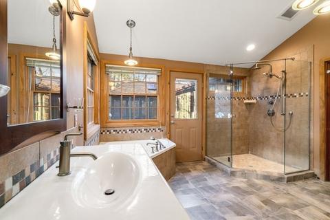 18 Saint Cloud Ave, Needham, MA 02492 photo 16