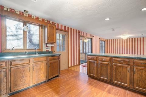 18 Saint Cloud Ave, Needham, MA 02492 photo 8