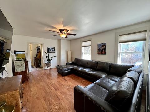 9 Elliott St, Easthampton, MA 01027 photo 5