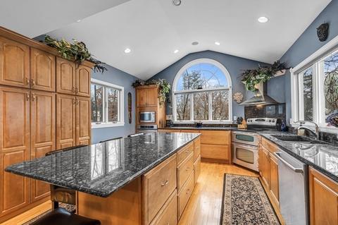 28 Woolworth St, Longmeadow, MA 01106 photo 17