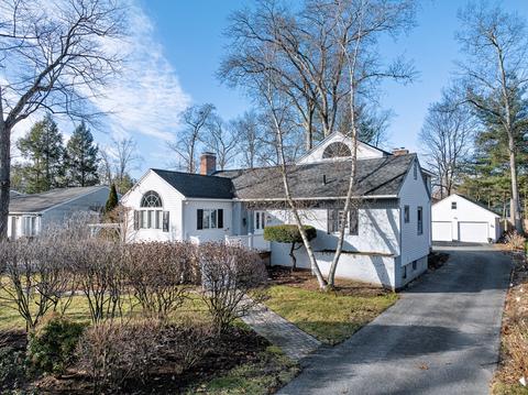 28 Woolworth St, Longmeadow, MA 01106 photo 1