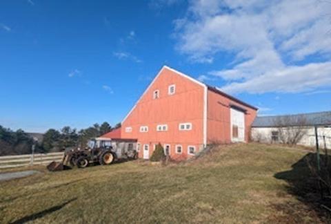 75 Marsh Rd, Dudley, MA 01571 photo 3