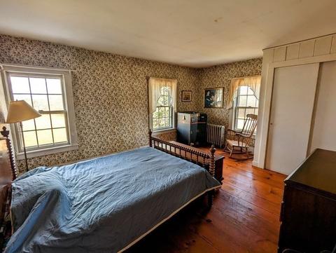 75 Marsh Rd, Dudley, MA 01571 photo 12