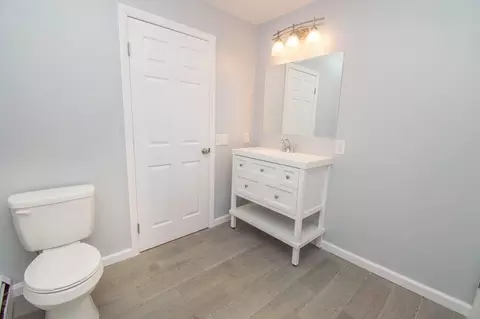 85 Hampshire, Springfield, MA 01151 photo 5