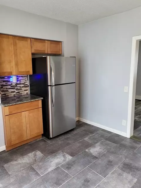85 Hampshire, Springfield, MA 01151 photo 18