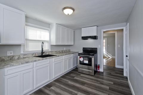 138 Appleton St, Springfield, MA 01108 photo 15