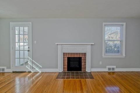 138 Appleton St, Springfield, MA 01108 photo 7