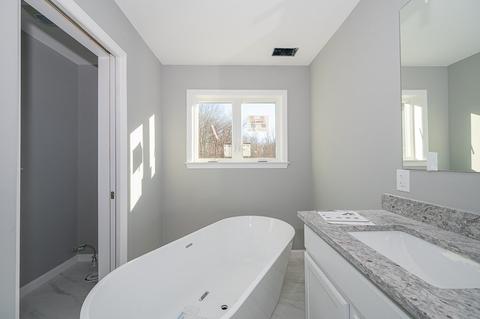26-28 Apthorp St, Worcester, MA 01606 photo 31