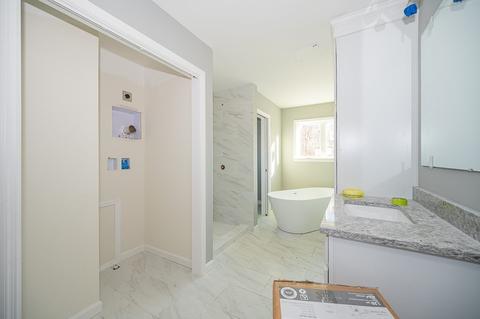26-28 Apthorp St, Worcester, MA 01606 photo 32