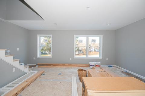 26-28 Apthorp St, Worcester, MA 01606 photo 5