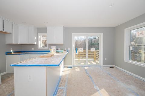 26-28 Apthorp St, Worcester, MA 01606 photo 6