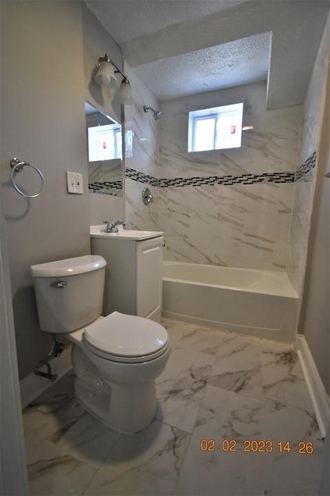25 Marble St, Springfield, MA 01105 photo 13