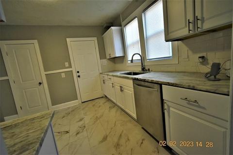 25 Marble St, Springfield, MA 01105 photo 12