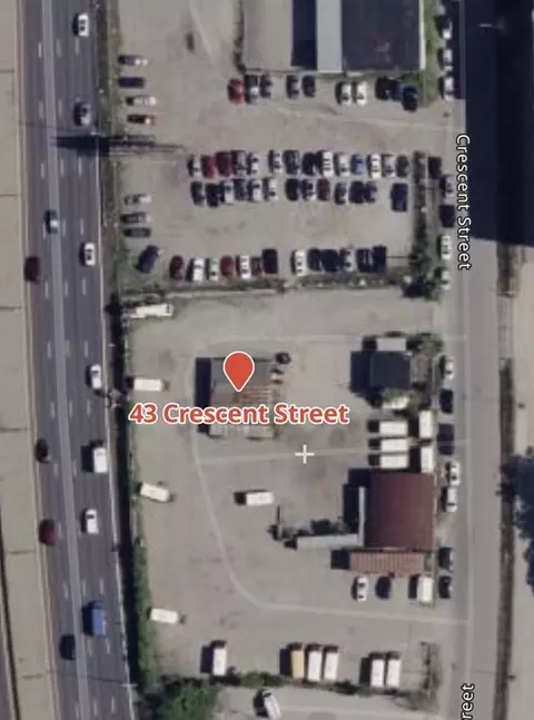 37-43 Crescent St, Worcester, MA 01605