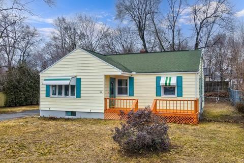 44 Cheyenne Rd, Springfield, MA 01109 photo 1