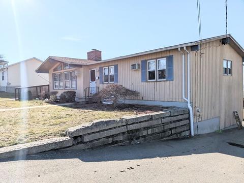 45 Bayview St, Fall River, MA 02724 photo 2