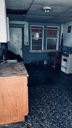 18 Bemis St, Chicopee, MA 01013 photo 9
