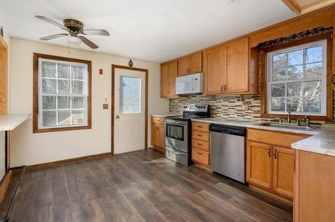 31 Thom Ave, Bourne, MA 02532 photo 9