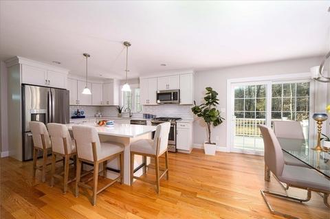 1055 Locust, Raynham, MA 02767 photo 11