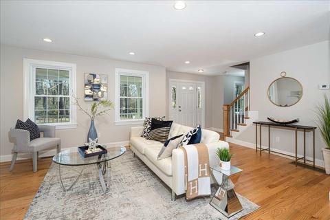 1055 Locust, Raynham, MA 02767 photo 2