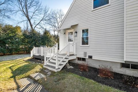52 Horseshoe Cir, Ware, MA 01082 photo 17