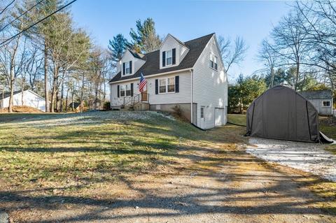 52 Horseshoe Cir, Ware, MA 01082 photo 7