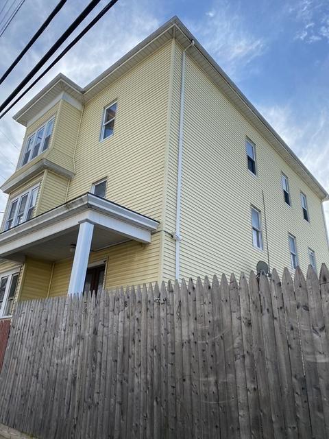 285 County St, Fall River, MA 02723 photo 5