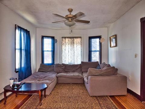 22 Mcclure Pl, Fall River, MA 02720 photo 8