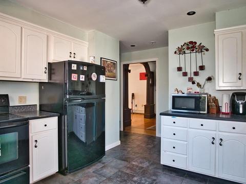 22 Mcclure Pl, Fall River, MA 02720 photo 11