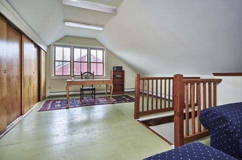 39 Clapp St, Easthampton, MA 01027 photo 29