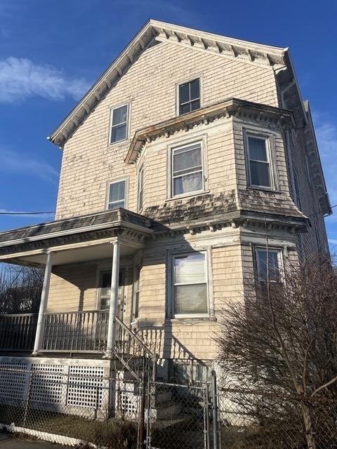 76 Cambridge St, Fall River, MA 02721 photo 1