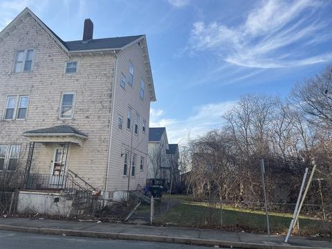 76 Cambridge St, Fall River, MA 02721 photo 4
