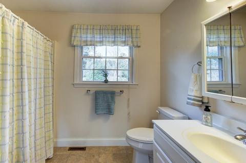 48 Mechanic St, Upton, MA 01568 photo 25