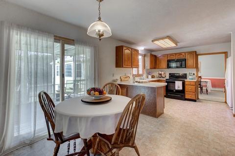 48 Mechanic St, Upton, MA 01568 photo 8