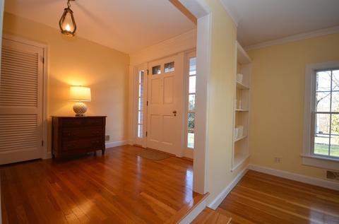 19 Butternut Dr, Sutton, MA 01590 photo 4