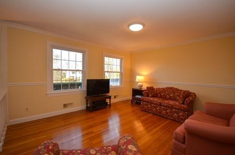 19 Butternut Dr, Sutton, MA 01590 photo 9