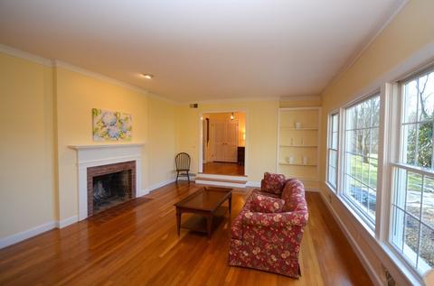 19 Butternut Dr, Sutton, MA 01590 photo 7