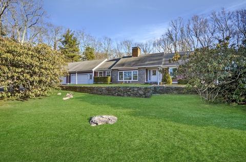 19 Butternut Dr, Sutton, MA 01590 photo 2