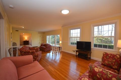 19 Butternut Dr, Sutton, MA 01590 photo 10