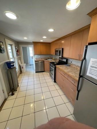 233 Appleton St, Lowell, MA 01852 photo 6