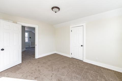 496 Broadway St, Chicopee, MA 01020 photo 21