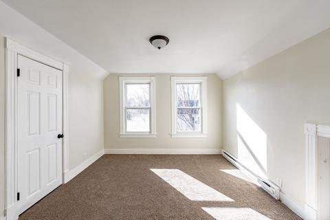 496 Broadway St, Chicopee, MA 01020 photo 22