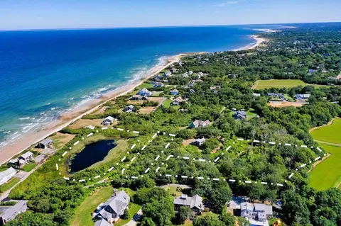 33 Hiram Ln, Dennis, MA 02638
