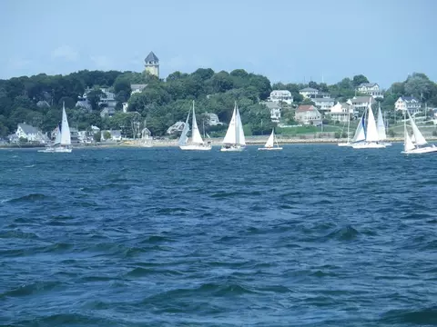 11 Douglas Ave, Hull, MA 02045